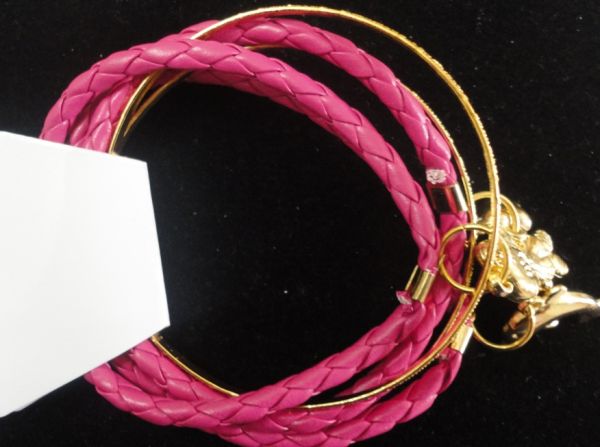 Conjunto pulseira courino rosa choque